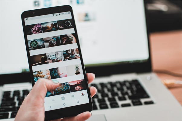 4 Instagram Live Strategies for Businesses to Grow Performance