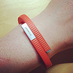 picture of jawbone wrist band